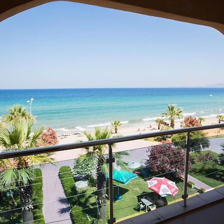Holiday Hotel Kusadası Extérieur photo