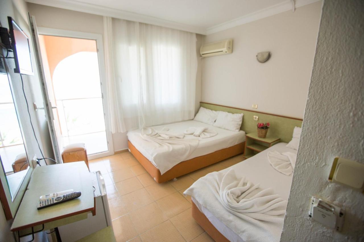 Holiday Hotel Kusadası Extérieur photo