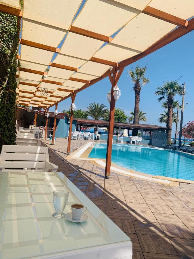 Holiday Hotel Kusadası Extérieur photo